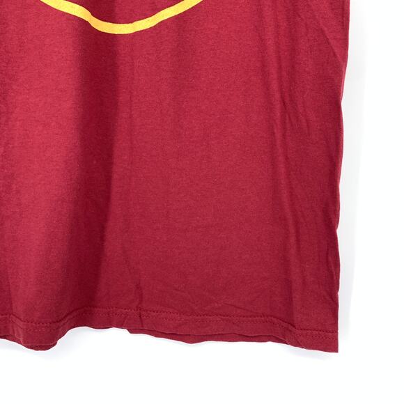 Harry Potter Crew Neck Short Sleeve T-Shirt Mens Size M Red 9 3/4 Graphic - Picture 4 of 5